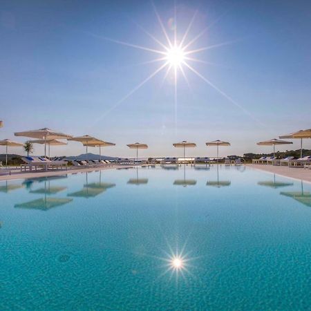 Paradise Resort And Spa Сан Теодоро Екстериор снимка